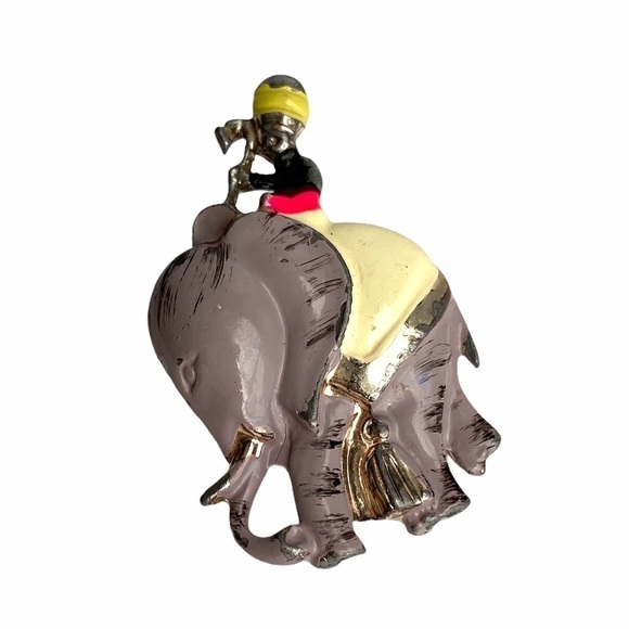 Vintage Jewelry - Vintage‎ Elephant Brooch